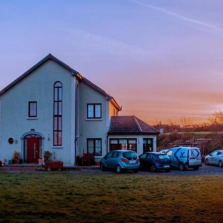 Shadowvale E34X773 Panzió Tipperary Kültér fotó