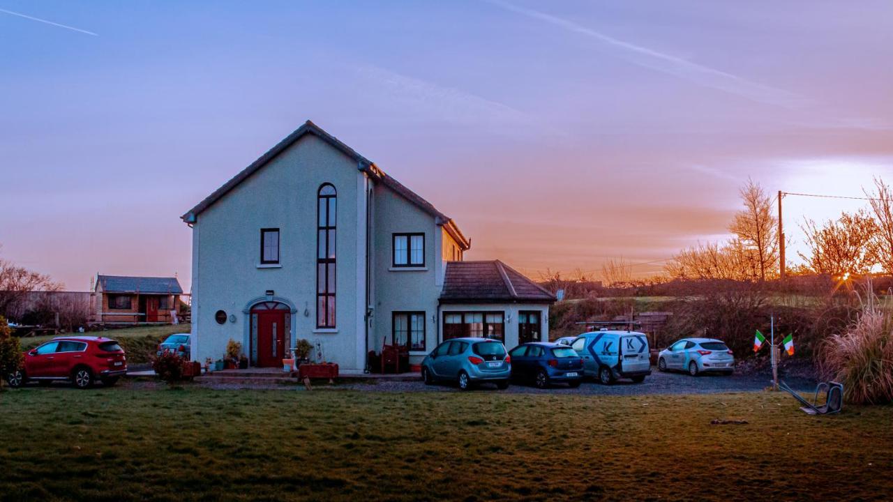 Shadowvale E34X773 Panzió Tipperary Kültér fotó